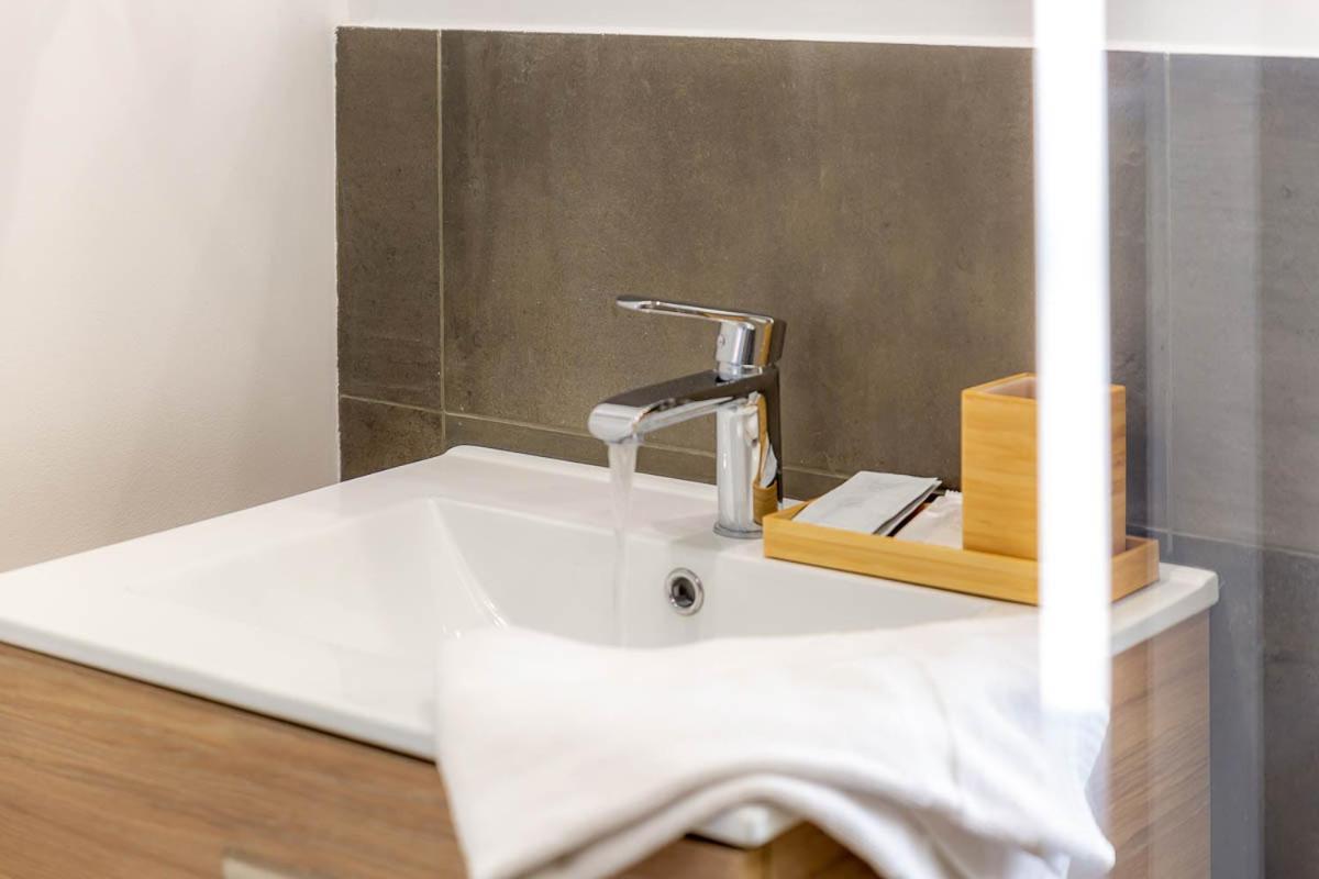 Provence Au Coeur Appart Hotels Forcalquier Εξωτερικό φωτογραφία
